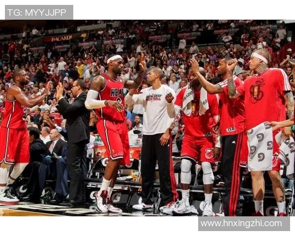 热火与勇士精彩对决录像回放全程回顾与精彩瞬间分析