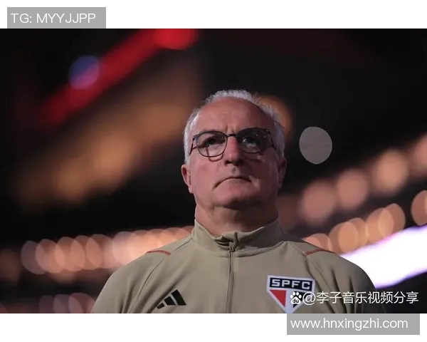 加克波的崛起之路:从小镇少年到足球世界的璀璨明星 加克波的崛起之路:从小镇少年到足球世界的璀璨明星