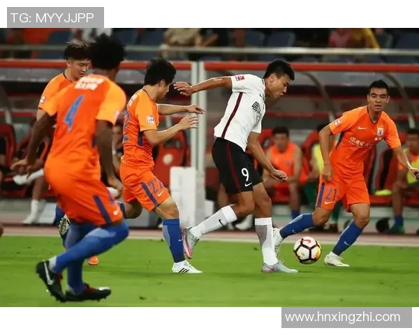 鲁能与华夏幸福激战正酣比分揭晓引发球迷热议 鲁能与华夏幸福激战正酣比分揭晓引发球迷热议